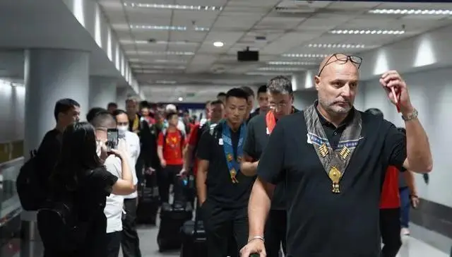 篮协应该考, 施行单节