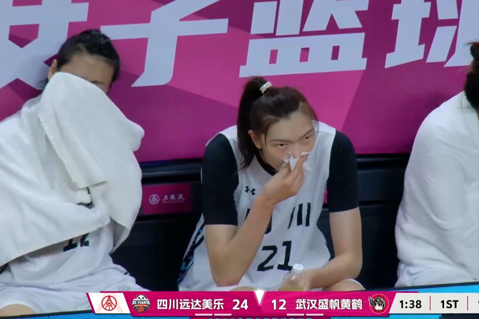 给出回应, 篮板